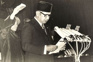 Saat Informasi Tak Sampai ke Telinga Presiden: Pelajaran dari Soeharto