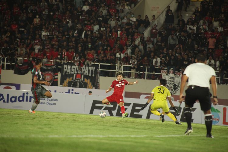 Susana pertandingan pekan keenam Liga 1 2022-2023 yang mempertemukan Persis Solo vs Madura United di Stadion Manahan pada Selasa (23/8/2022) malam WIB.