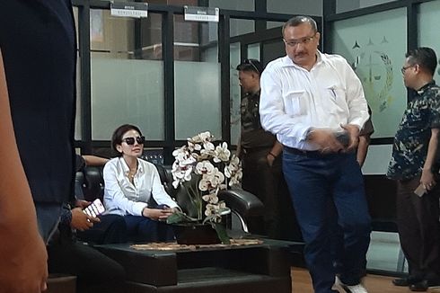 Ditahan, Nikita Mirzani Tak Mau Makan, Bersama Tahanan Lain Bikin Tempat Rokok dan Menyulam