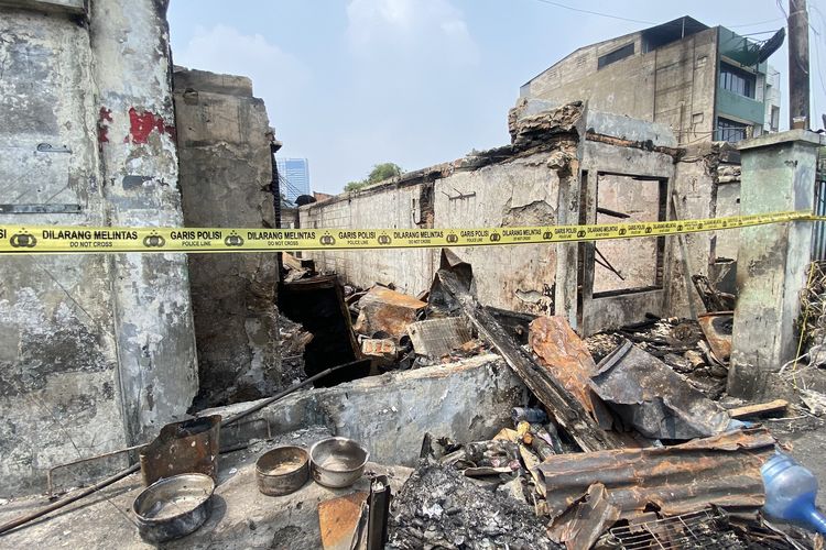 Penampakan 22 Rumah di Kebayoran Lama Jaksel Hangus Terbakar, 89 Warga Mengungsi 