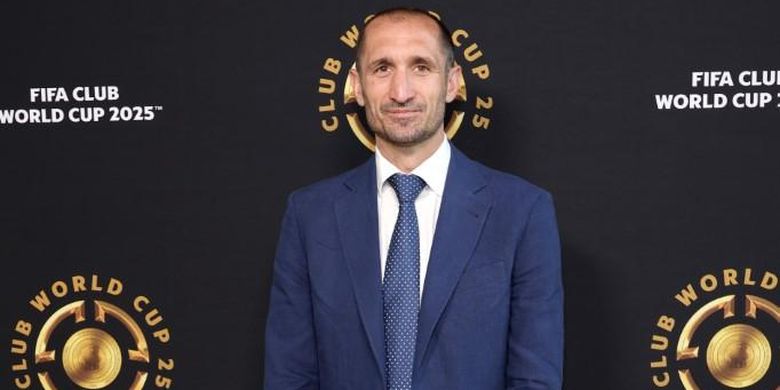 Legenda Juventus Giorgio Chiellini saat menghadiri laga final Piala Dunia Klub 2025 antara Chelsea dan PSG di Stadion MettLife, New Jersey, pada 13 Juli 2025.