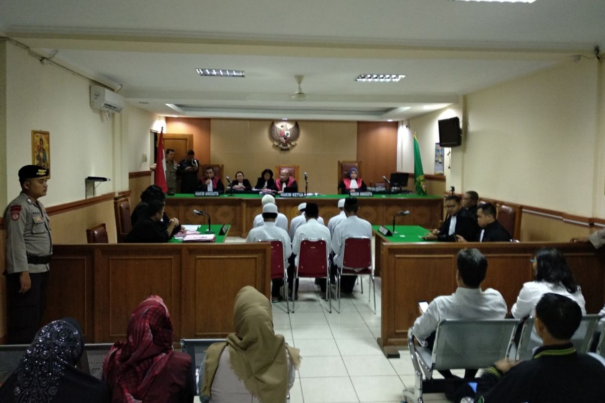 Suasana ruang sidang Pengadilan negeri Bekasi dalam pembacaan vonis pembakaran Zoya, Kamis (3/5/2018)