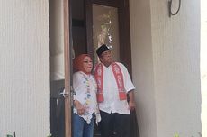 Kompak Pakai Baju Putih dengan Istri, Rano Karno: Enggak Lihat Nih Kita Mau Kondangan?