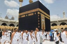 Arab Saudi Imbau Jemaah Umrah Hindari Keasyikan Foto-foto Selama Tawaf