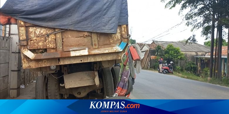 Seputar Truk Terbengkalai di Jalan Legok-Karawaci yang Pemiliknya Misterius - Vimarsana News