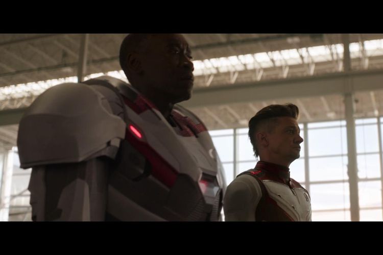 Kostum para superhero yang tersisa dalam Avengers: Endgame.
