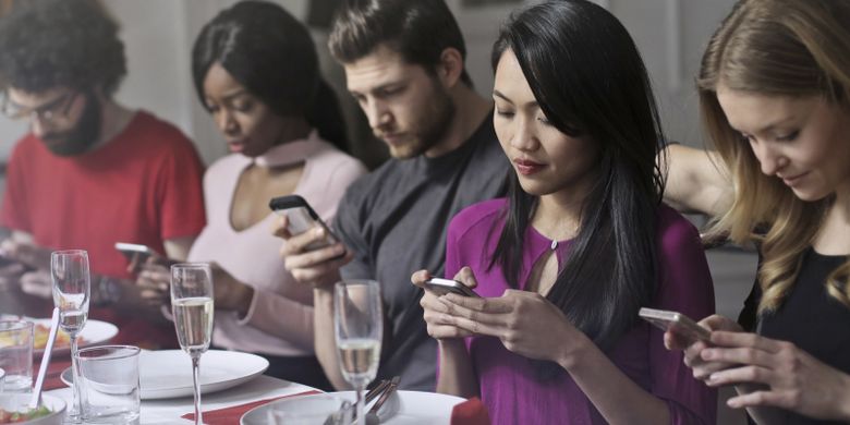 Dampak Negatif Penggunaan Teknologi Informasi Dan Komunikasi Tik Halaman All Kompas Com Dampak Negatif Penggunaan Teknologi Informasi Dan Komunikasi Tik Halaman All Kompas Com