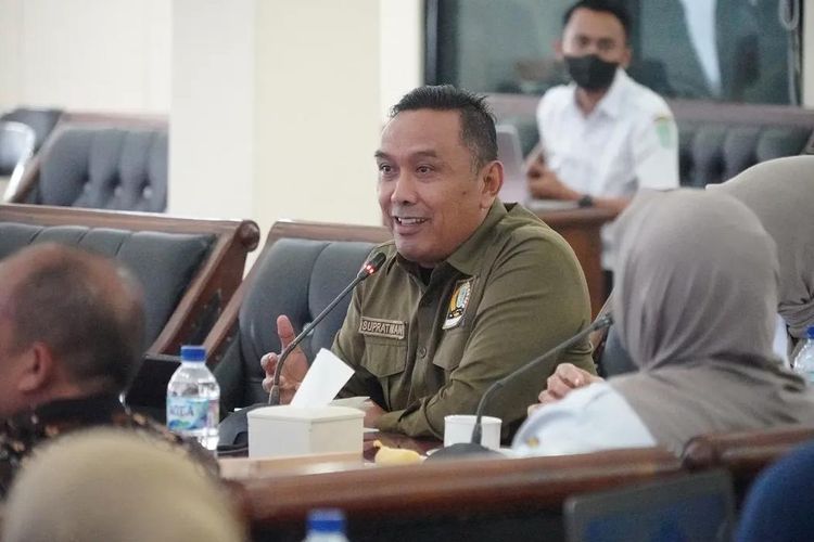 Bupati Lumajang Minta Kepala Dinas Pakai Kendaraan Pribadi Imbas Pertamax Naik, PDI-P Tak Setuju