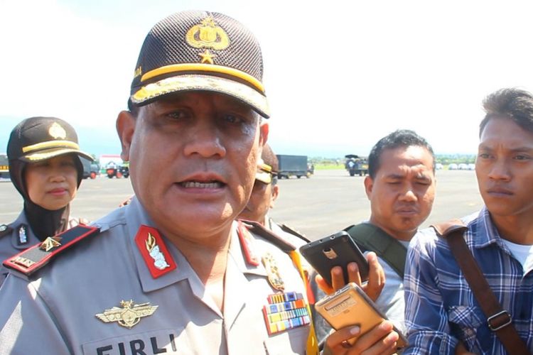 Mataram, Kompas.com Kapolda NTB, Brigjen Pol  Firli,  saat di wawancara wartwan di Mataram.