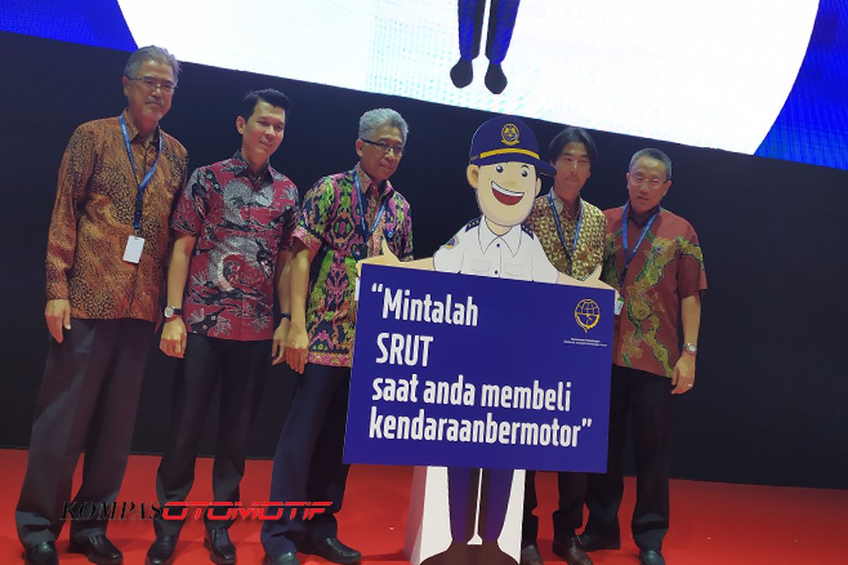 Isuzu dan Kemenhub sosialisasikan SRUT di GIIAS 2019