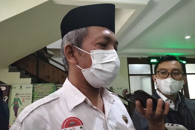 Kepala Kementrian Agama (Kemenag) Solo, Hidayat Masykur