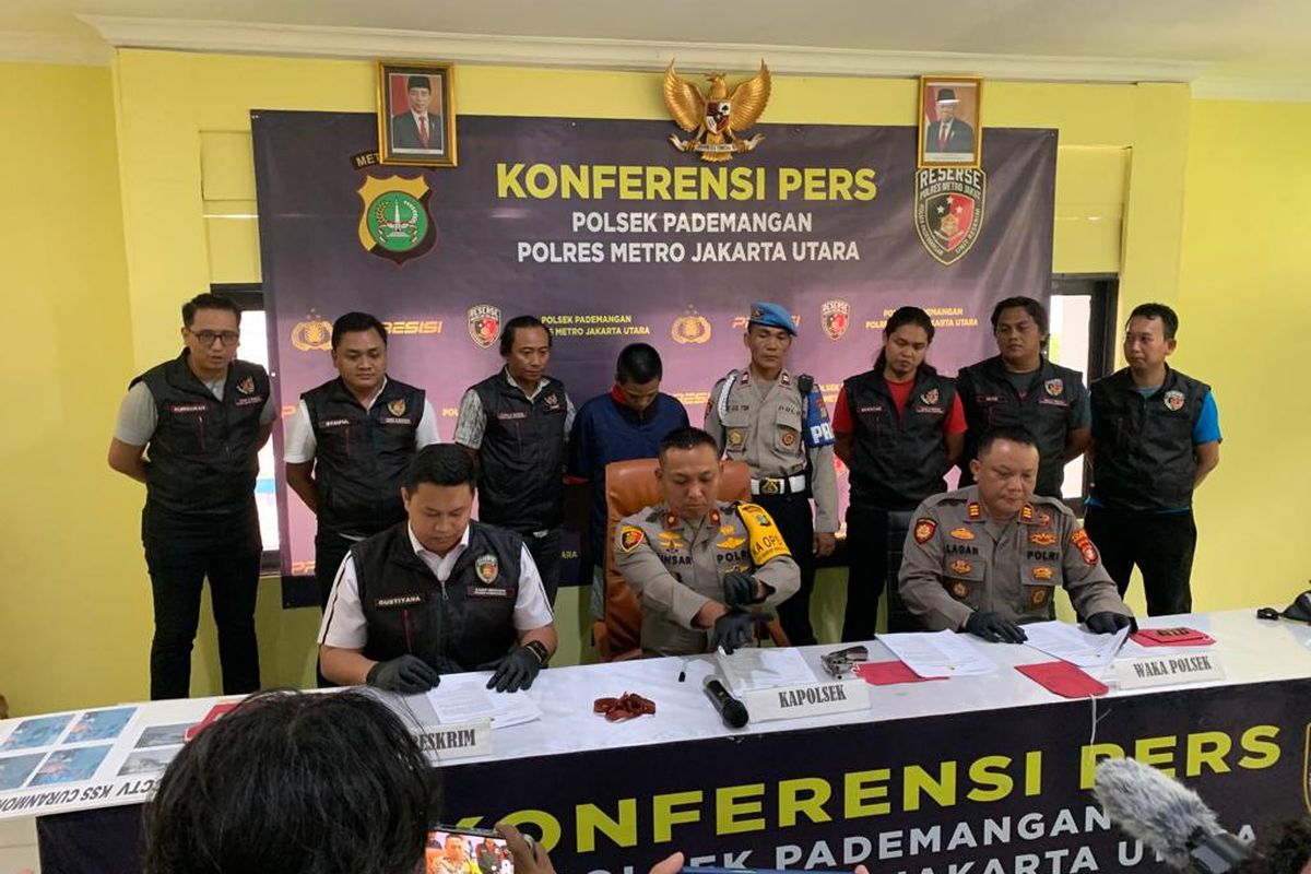 Satreskrim Polsek Pademangan mengamankan tersangka pencurian motor berinsial HS (22) pada Minggu (14/1/2024) malam di Sawah Besar, Jakarta Pusat. 