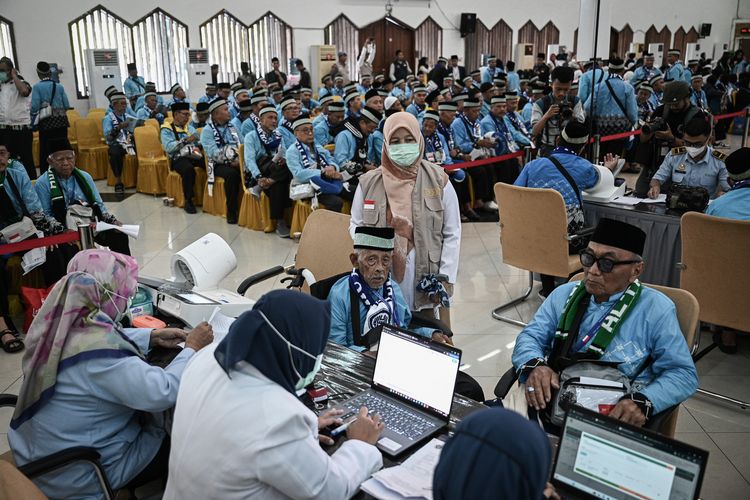 Tepatkah Perppu untuk Subsidi Biaya Haji?