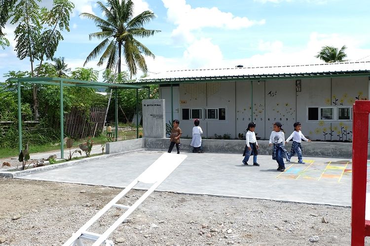 Sekolah Indonesia Cepat Tanggap di Desa Usar Mapin, Kecamatan Alas Barat, Kabupaten Sumbawa, Provinsi Nusa Tenggara Barat.