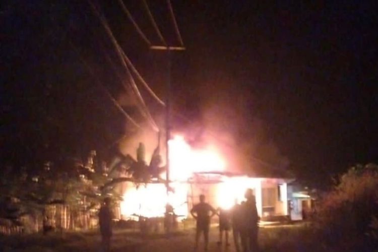 Rumah milik guru SMP di Nunukan ludes terbakar, diduga akibat korsleting listrik