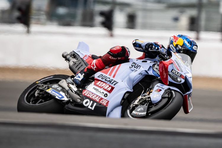 Alex Marquez saat berlaga pada MotoGP Inggris 2023 di Sirkuit Silverstone