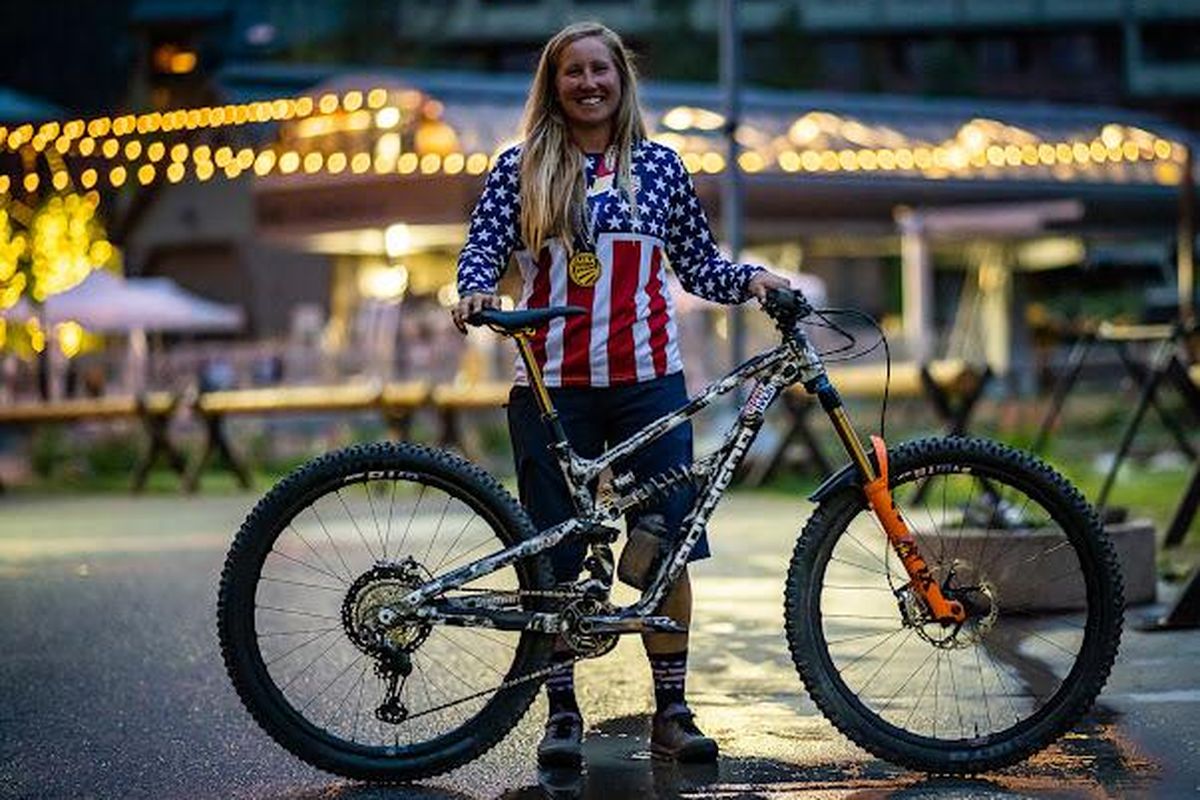 Amy Morrison, pesepeda AS dengan sepeda Polygon