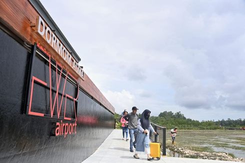 Resmikan Terminal Bandara Ewer Asmat, Jokowi Berharap Bisa Buka Keterisolasian