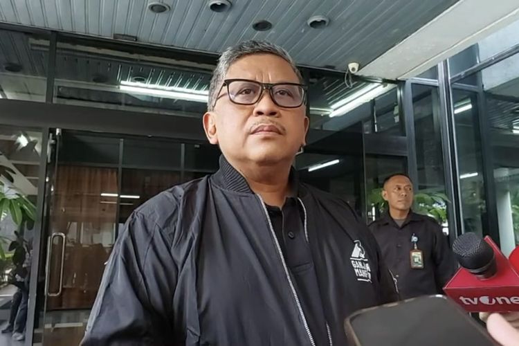 Sekretaris Tim Pemenangan Nasional (TPN) Ganjar Pranowo-Mahfud Md, Hasto Kristiyanto saat ditemui di Gedung High End, Kebun Sirih, Jakarta Pusat, Rabu (6/12/2023).