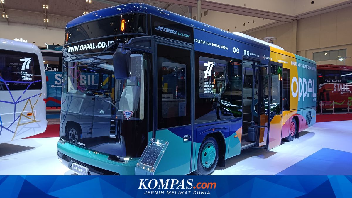 Lihat Detail Bus Unik Jetbus Transit yang Jadi Studio Berjalan