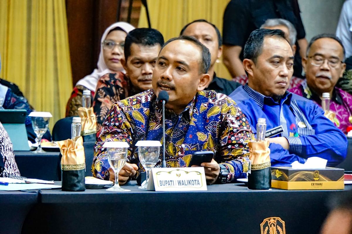 Bupati Ngawi, Ony Anwar Harsono 