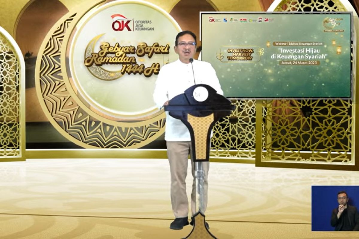 Kepala Departemen Literasi, Inklusi Keuangan dan Komunikasi Aman Santosa dalam acara Gebyar Safari Ramadhan I: Investasi Hijau di Keuangan Syariah yang diadakan secara virtual, Jumat (24/3/2023).