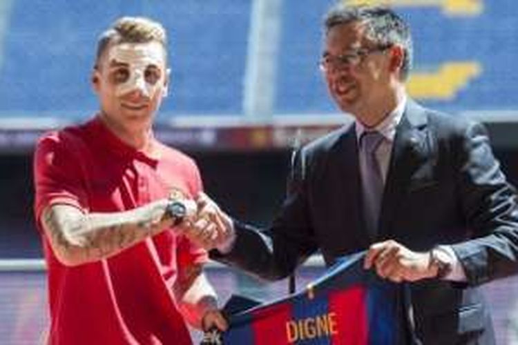 Lucas Digne resmi menjadi bagian dari skuad Barcelona, Kamis (14/7/2016). 