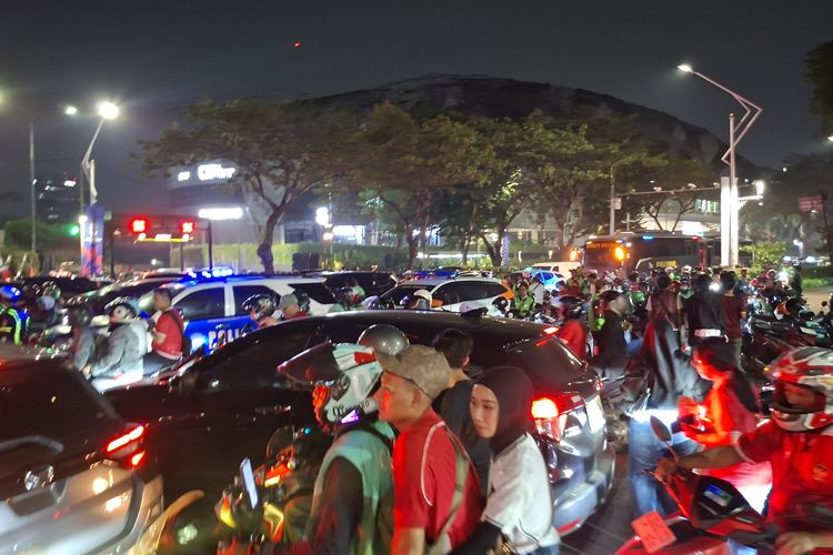 Usai Indonesia Juara FIFA ASEAN Cup 2026, Lalu Lintas Sekitar GBK Macet Parah hingga Dini Hari