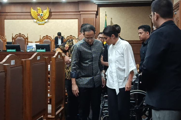 Nadiem Dilarikan ke IGD Usai Sidang, Kini Dirawat di Rumah Sakit
