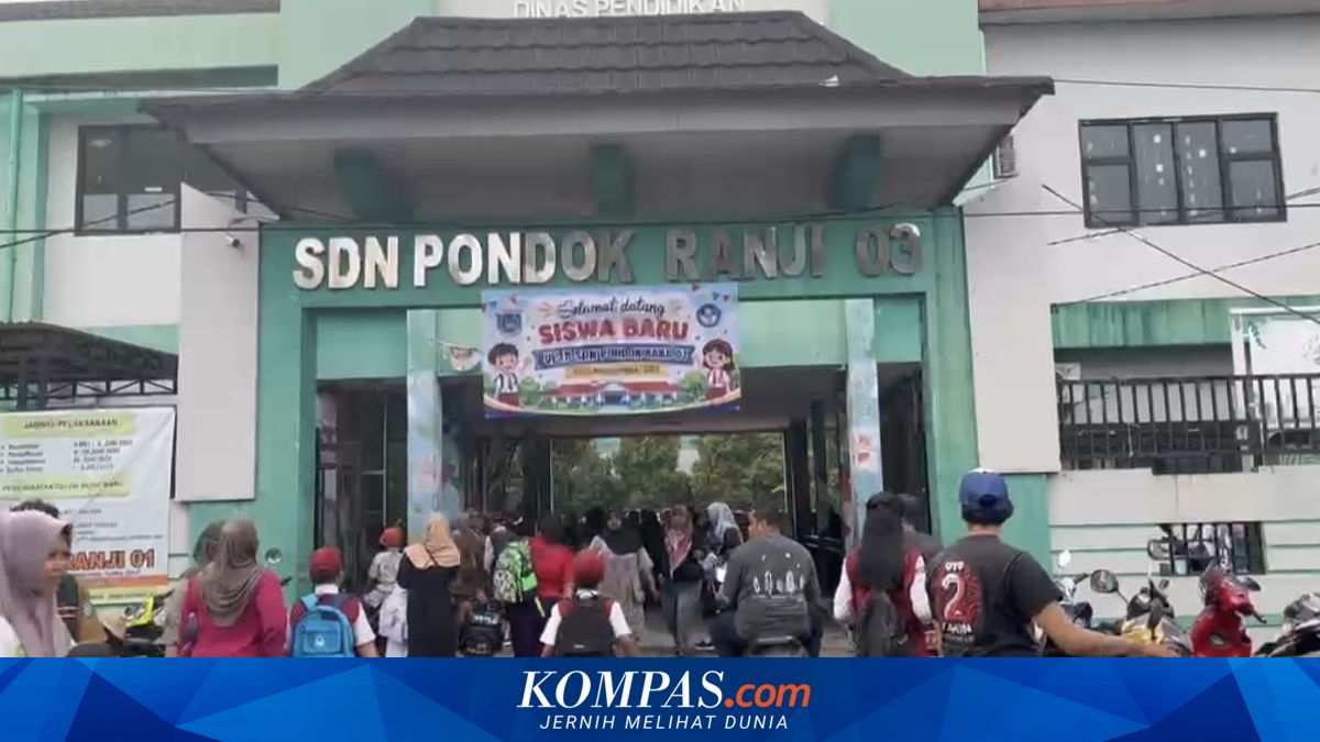 Ini Alasan di Balik Gerakan Ayah Antar Anak di Hari Pertama Sekolah
