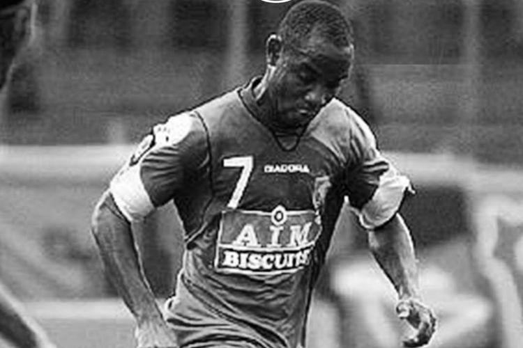 John Tarkpor meninggal dunia di usia 38 tahun karena flu jadi pengingat bahwa influenza bisa berujung fatal, terutama jika disertai komplikasi serius.