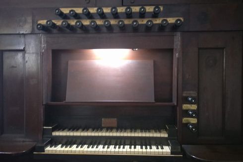 Melihat Lebih Dekat Alat Musik Orgel yang Jadi Saksi Bisu GPIB Immanuel