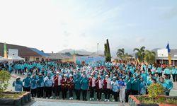 Kunjungi SMAN 2 Kota Ternate, Ketum TP PKK Tekankan Pentingnya Hidup Sehat