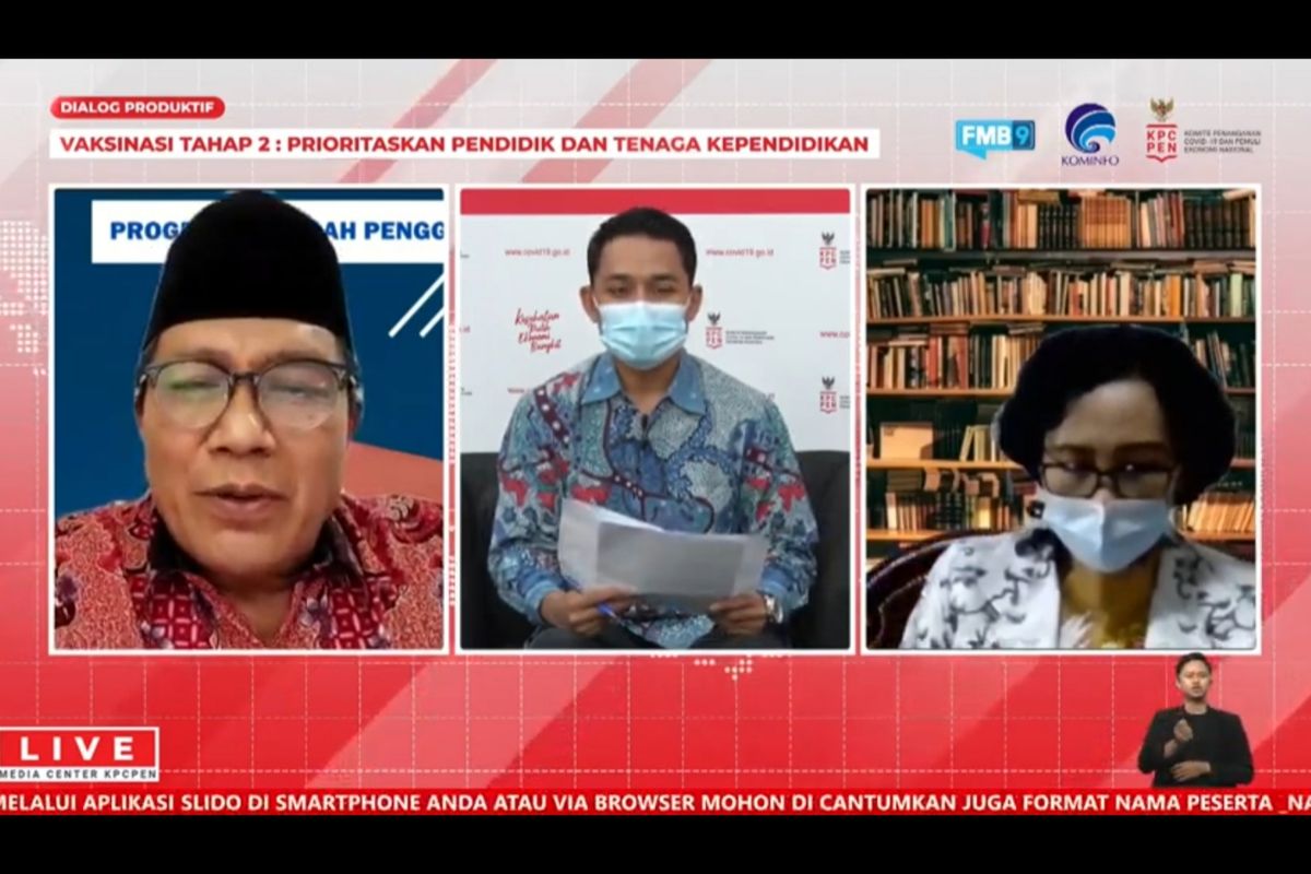 Jubir Covid 19, Nadia Tarmidzi, Ketua PGRI Unifah Rosyidi dan Direktur GTK Kemendikbud Yaswardi membahas vaksinasi tahap II untuk pendidik dan tenaga pendidik.