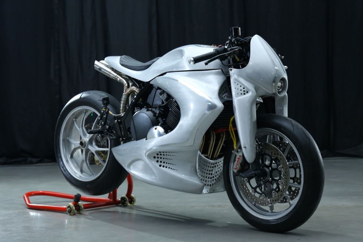 Motor custom Honda CB400SF Cafe Racer garapan AMS Garage