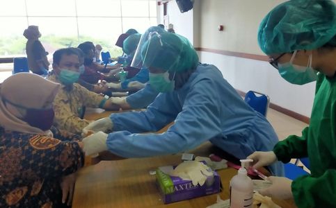 Covid-19 Claims Lives of 282 Indonesian Medical Workers