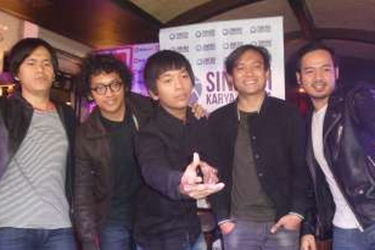 D'MASIV meluncurkan album kelima mereka, yang berjudul 'D'MASIV', di Pisa Cafe, Menteng, Jakarta Pusat, pada Kamis (13/10/2016).