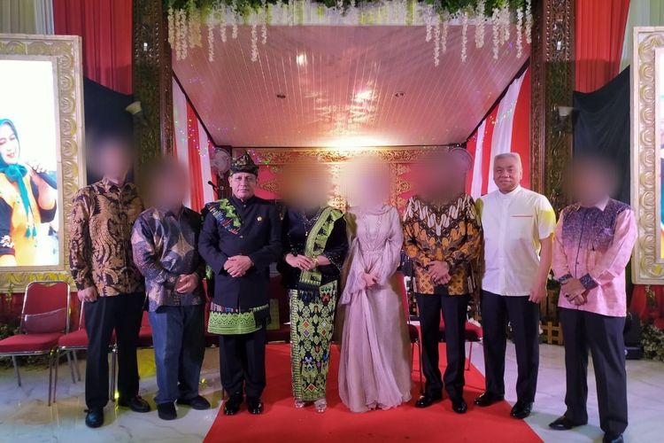 Ketua KPK pernah foto bersama Ketua Harian PBSI sekaligus bos Alexis, Alex Tirta pada 2019 ketika mengadakan tasyakuran di Palembang setelah diangkat menjadi Kabarhakam Polri. Sumber: MAKI