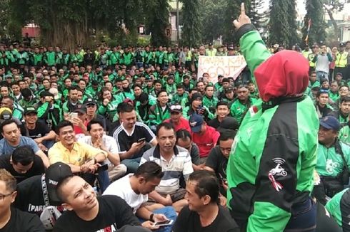 Aksi Mogok Berlanjut, Ribuan Driver Ojol Banyumas Konvoi dan Mengadu ke Wabup