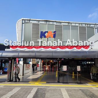 Ilustrasi Stasiun Tanah Abang.