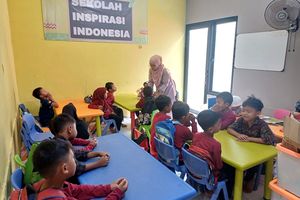 'Pendidikan Penting Buat Kami, Jangan Sampai Anak Juga Jadi Pemulung'