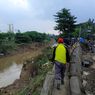 Banjir Surut Sejak Dini Hari, Warga Pondok Gede Permai Mulai Tinggalkan Pengungsian