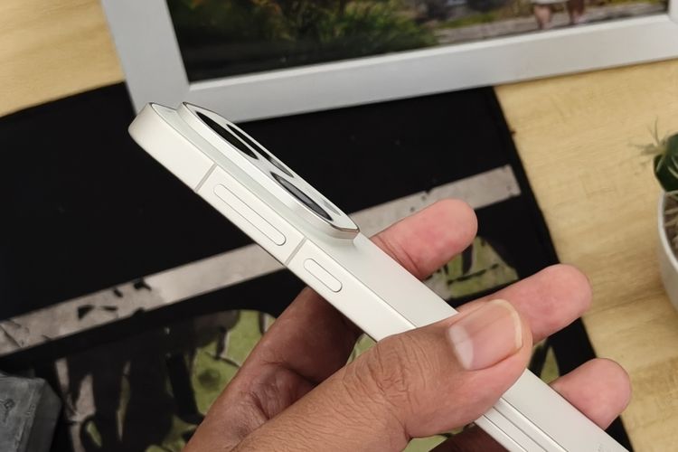 Modul kamera Oppo Find X9 Pro yang terlihat cukup menonjol.