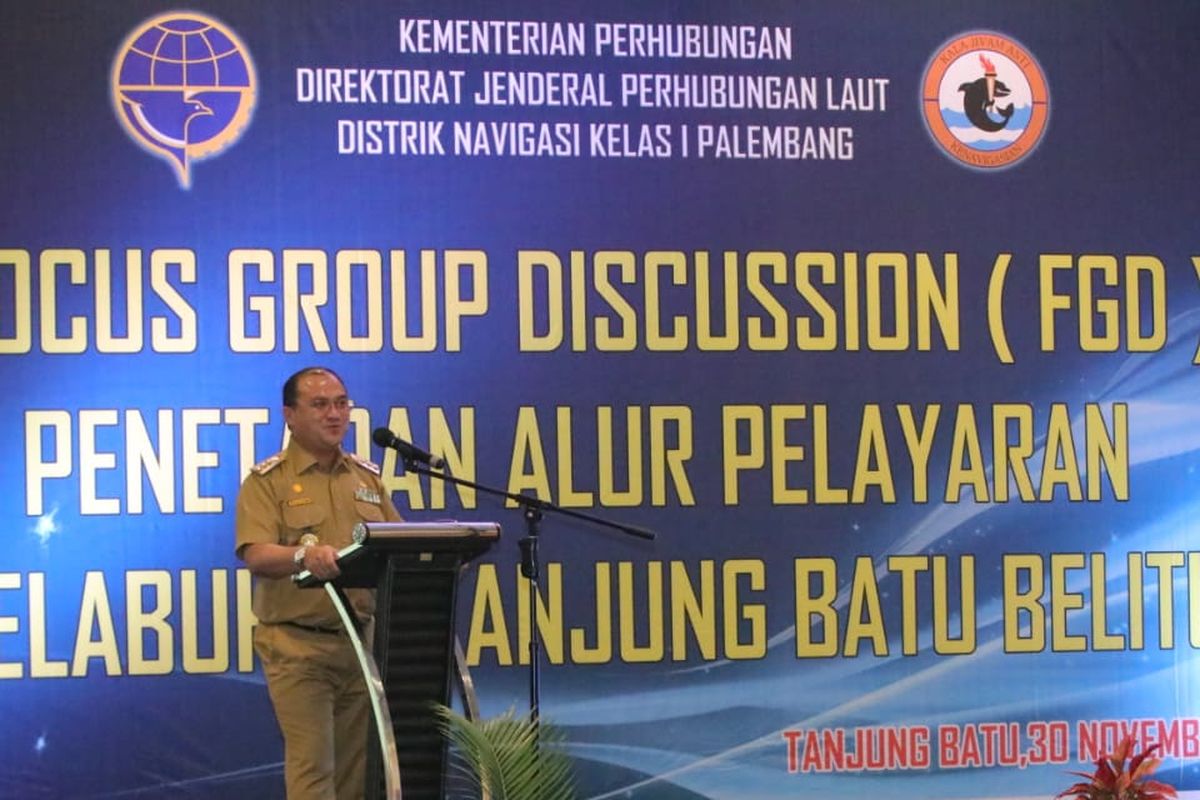 Gubernur Provinsi Kepulauan Bangka Belitung (Babel), Erzaldi Rosman dalam Focus Group Discussion Alur Pelayaran Pelabuhan Tanjung Batu, Kabupaten Belitung, di Hotel BW Suite, Belitung, Selasa (1/12/2020).
