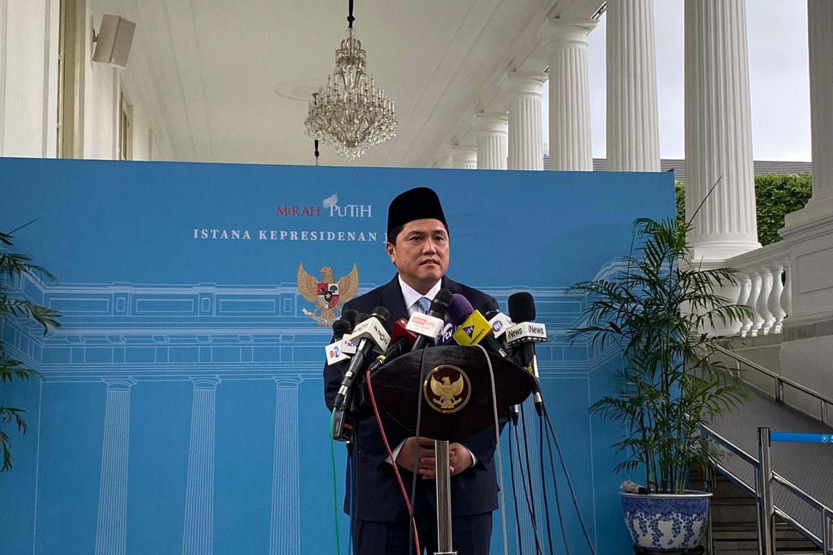 Menteri Pemuda dan Olahraga (Menpora) Erick Thohir menjelaskan target jangka pendek hingga jangka panjang pasca dilantik sebagai Menpora di Istana Kepresidenan Jakarta, Rabu (17/9/2025). 