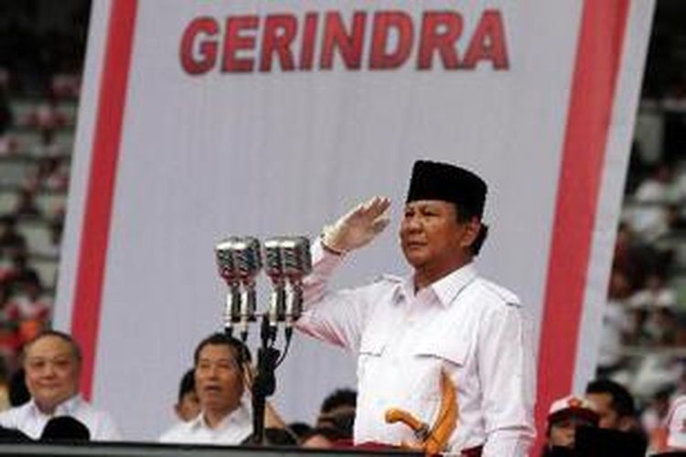Ketua Dewan Pembina Partai Gerindra, Prabowo Subianto, menghadiri kampanye Partai Gerindra di Stadion Utama Gelora Bung Karno, Jakarta, Minggu (23/3/2014). 