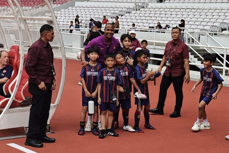Emosi Campur Aduk Patrick Kluivert Kembali ke Indonesia