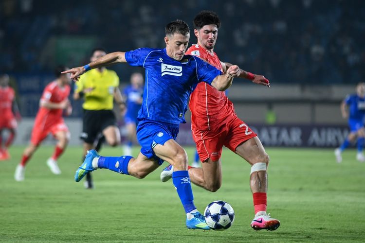HT Skor Persib Vs The Cong-Viettel 1-0: Mariano Peralta Bawa Maung Bandung Unggul
