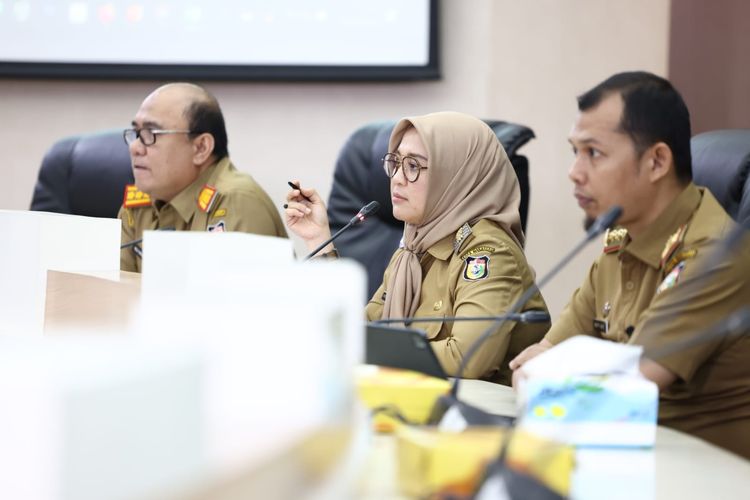Wawalkot Makassar Fatmawati Rusdi rakor bersama OPD, camat, dan lurah untuk membahas PK3E.