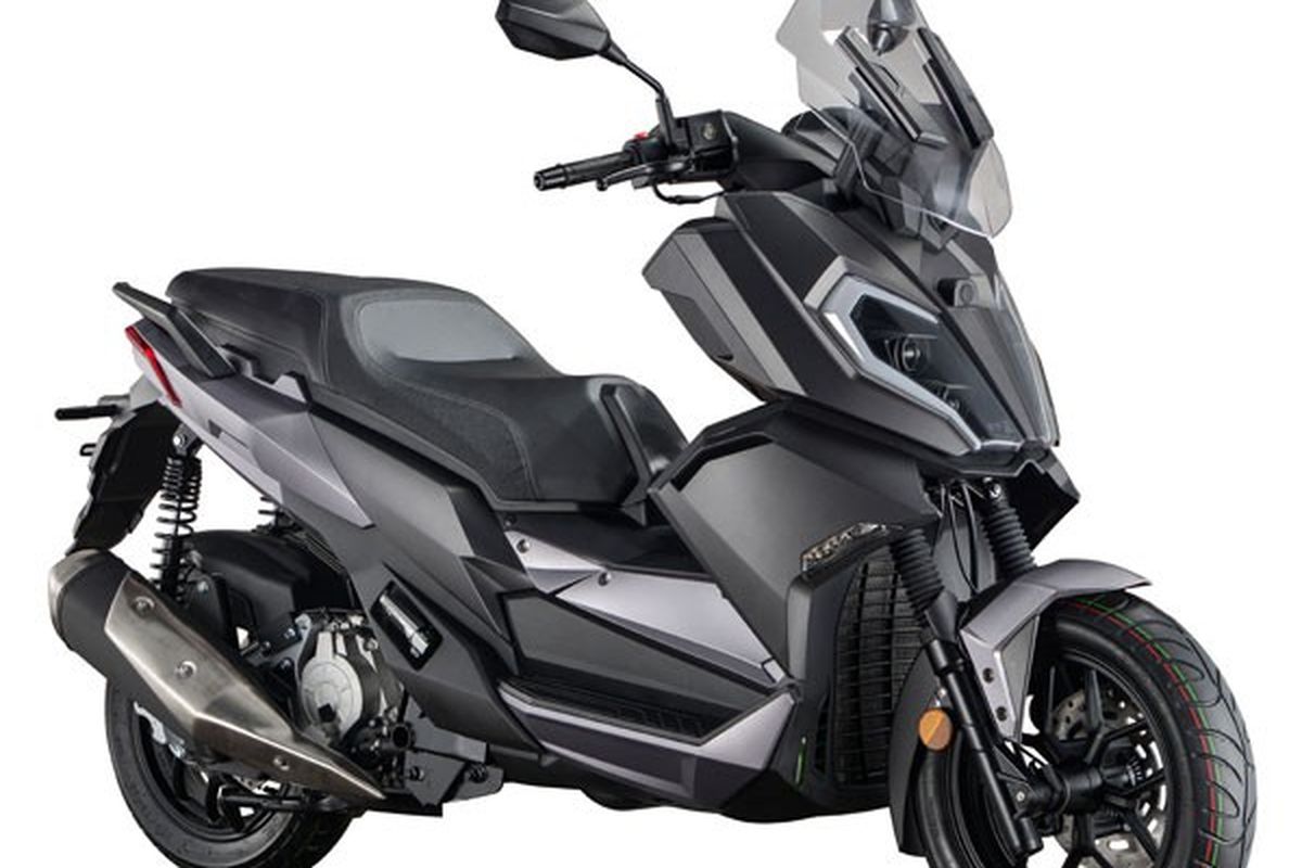 Thrust Defender 125 Skutik Pesaing Yamaha XMAX, Harga Rp 58 Juta